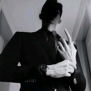 阿战头像