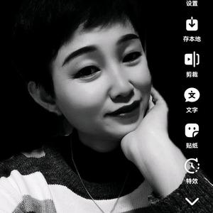 妮锤头像