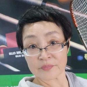 含馨悦头像