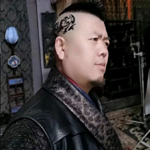 罗导影视（罗小罗）头像