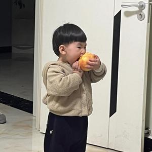 高冷铅笔8o头像