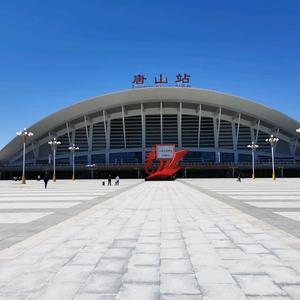 登山只为听风声头像