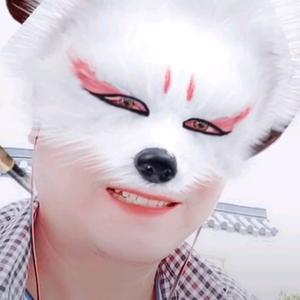 低调180453038头像