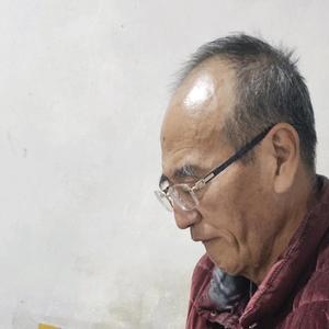 短视频小田头像