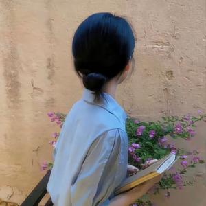 拾柒头像