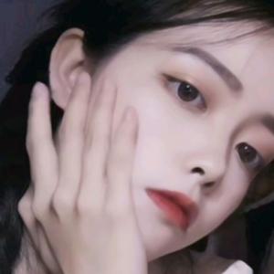 云朵朵头像
