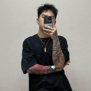 小鹏-沧州女士发型设计头像