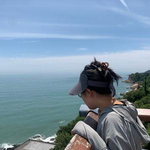 郑在游玩头像