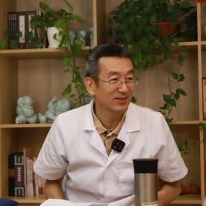 皮肤科华华头像