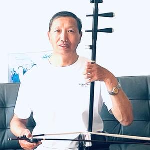 带喜乐曲头像