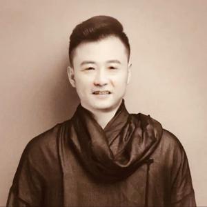 汤一平头像