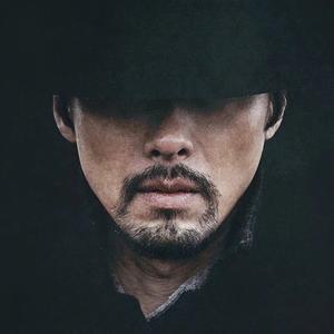 韩里韩气的大叔头像