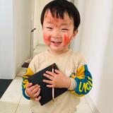 小孔手机头像