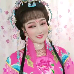 杨家班小七妹头像