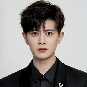 小丁头像