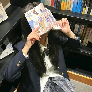 淞落头像