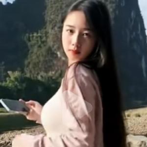 情怡蓬花章自咏头像