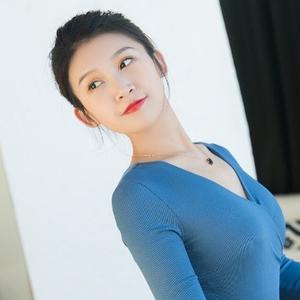 大五学妹头像