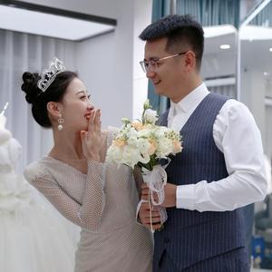 莹莹下午1点直播头像