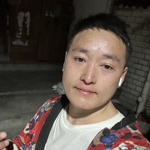 阿晨扛楼头像
