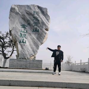 啊雷生活头像