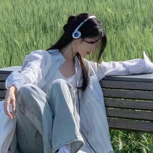 温姝逸头像
