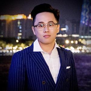 潘老师不姓潘头像