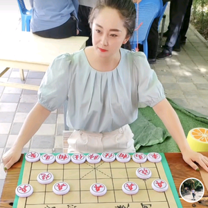 杨八妹爱下棋头像