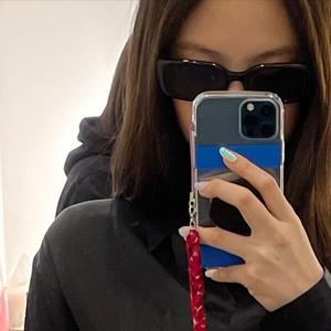 阿质质质🉑️头像