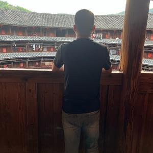 宣纺祥歌头像