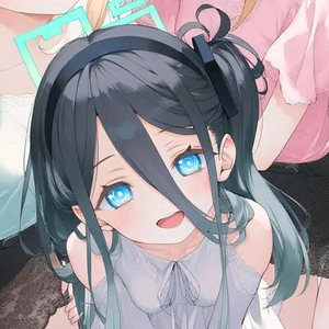 安诗忆头像