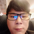 奋发草莓6q8头像