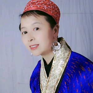 黄飘姑妈头像