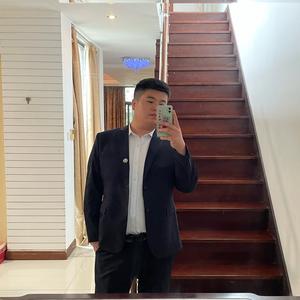 努力的小邢头像