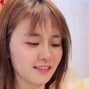 努力生活的佳佳头像