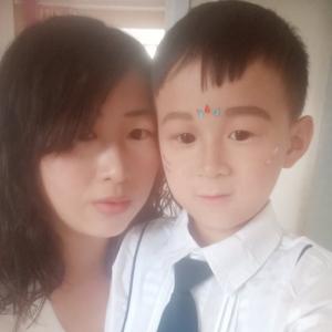 大手牵小手vlog头像