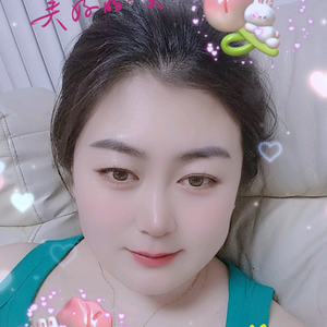 小灿子头像