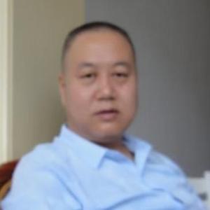 弥足珍贵9e0O头像