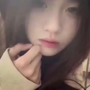 鬓白发头像