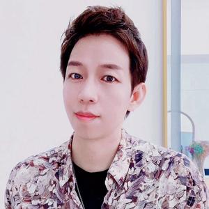 广西经典发型教学中心头像