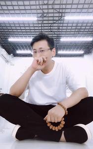 奉天爱逗头像