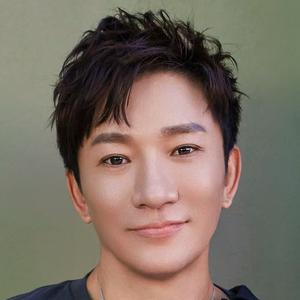 李炳辰头像