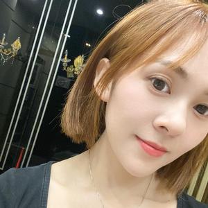 月亮姐姐呀9c6头像