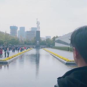 爱生活的大磊磊头像