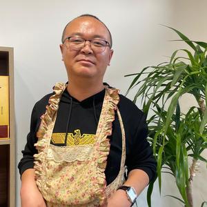 好吃小嗨哥头像