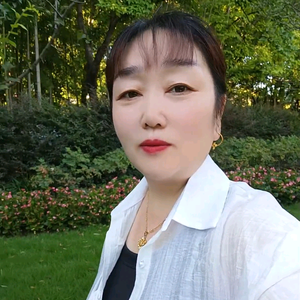襄县亚姐头像