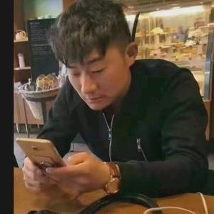 毛叔头像