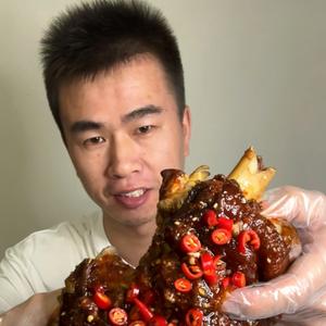 輝哥美食头像