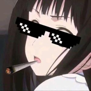 婷婷天花板头像