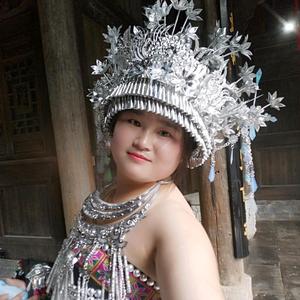 艳子头像